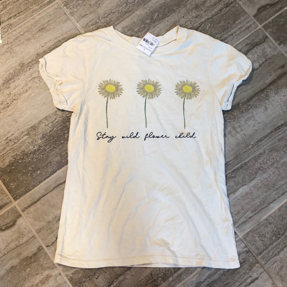 NWT PROJECT KARMA Stay Wild Flower Child Tee Shirt Small